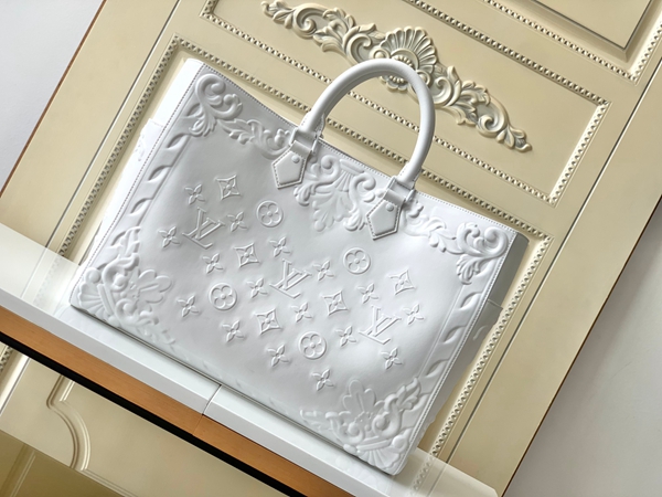 ルイヴィトンバッグ正面デザイン